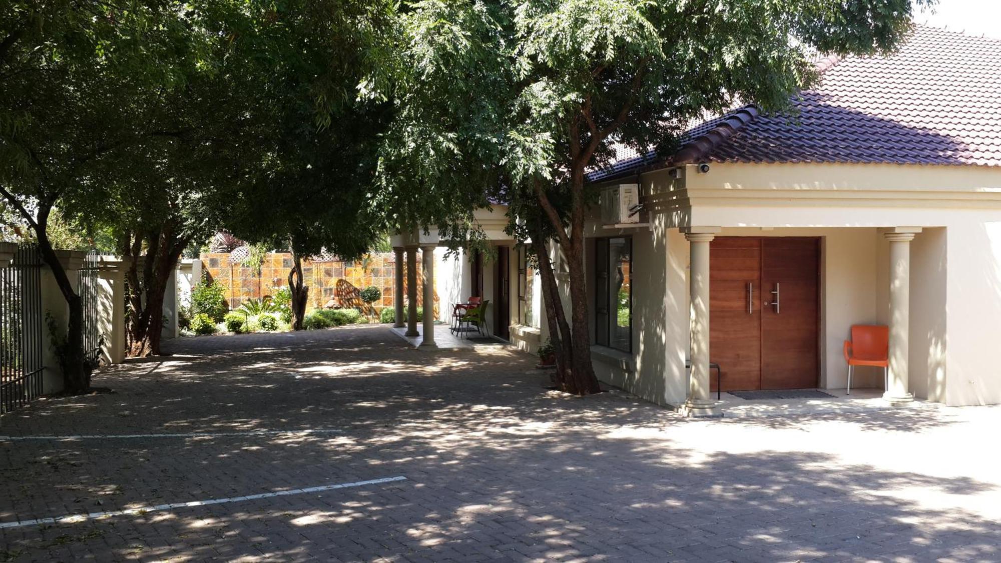 Eagle Rock Executive Guest House Kempton Park Bilik gambar