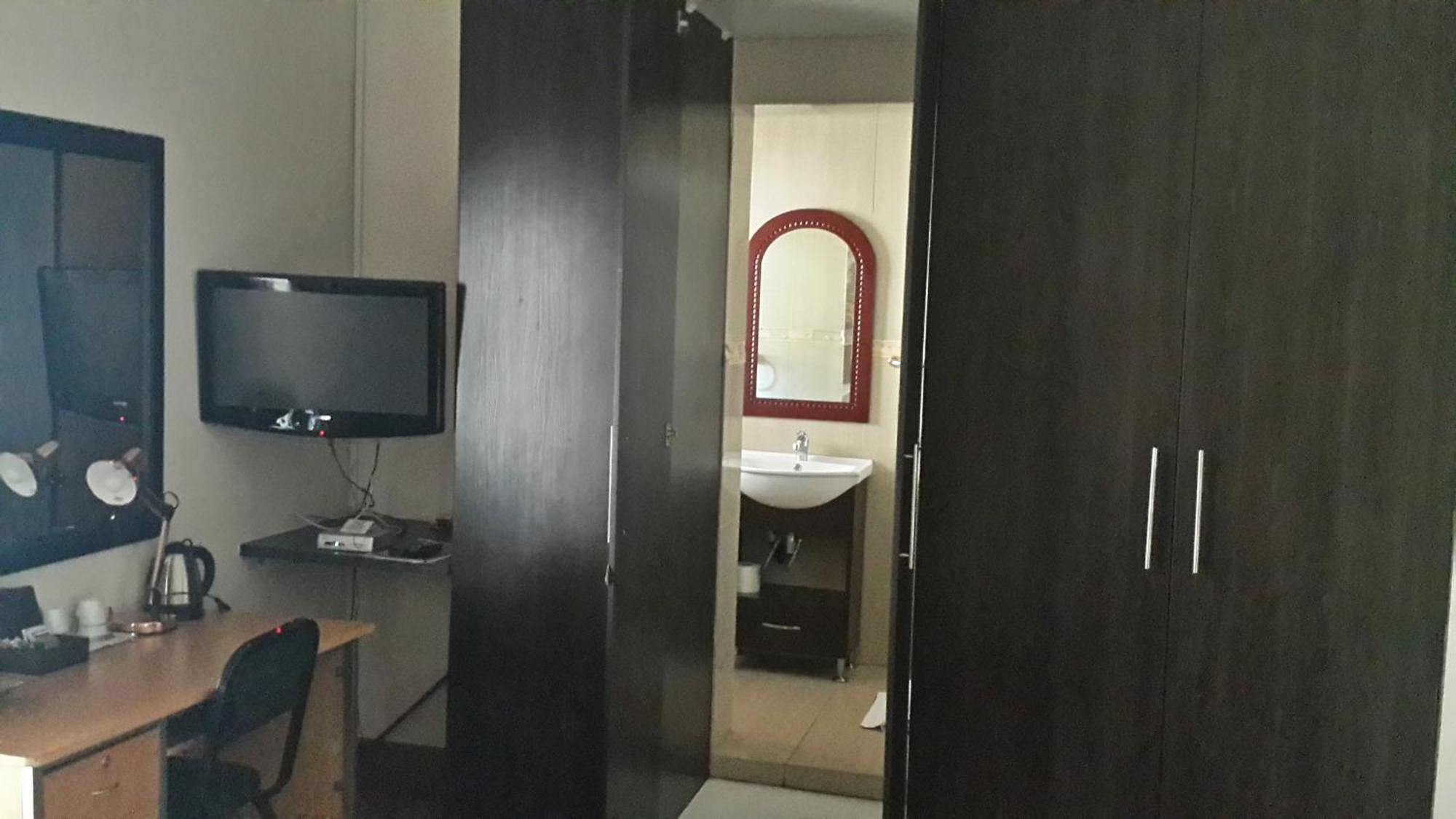 Eagle Rock Executive Guest House Kempton Park Bilik gambar