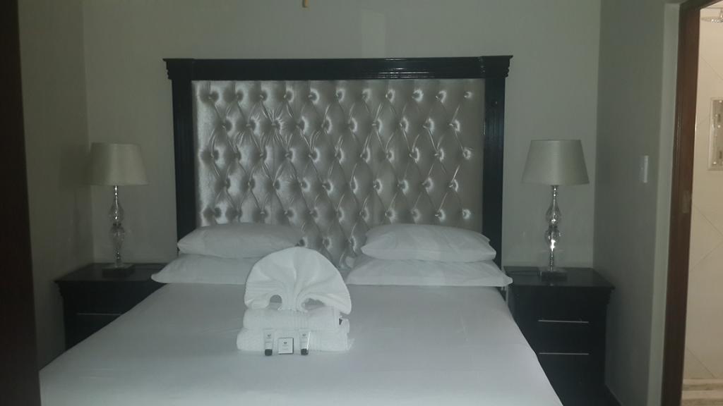 Eagle Rock Executive Guest House Kempton Park Bilik gambar
