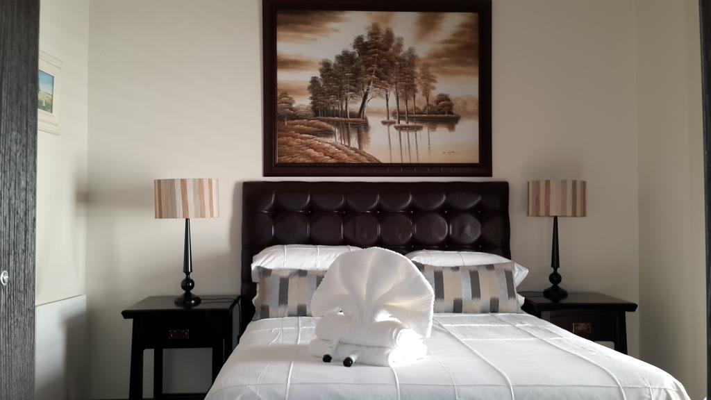 Eagle Rock Executive Guest House Kempton Park Bilik gambar