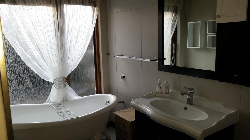 Eagle Rock Executive Guest House Kempton Park Luaran gambar
